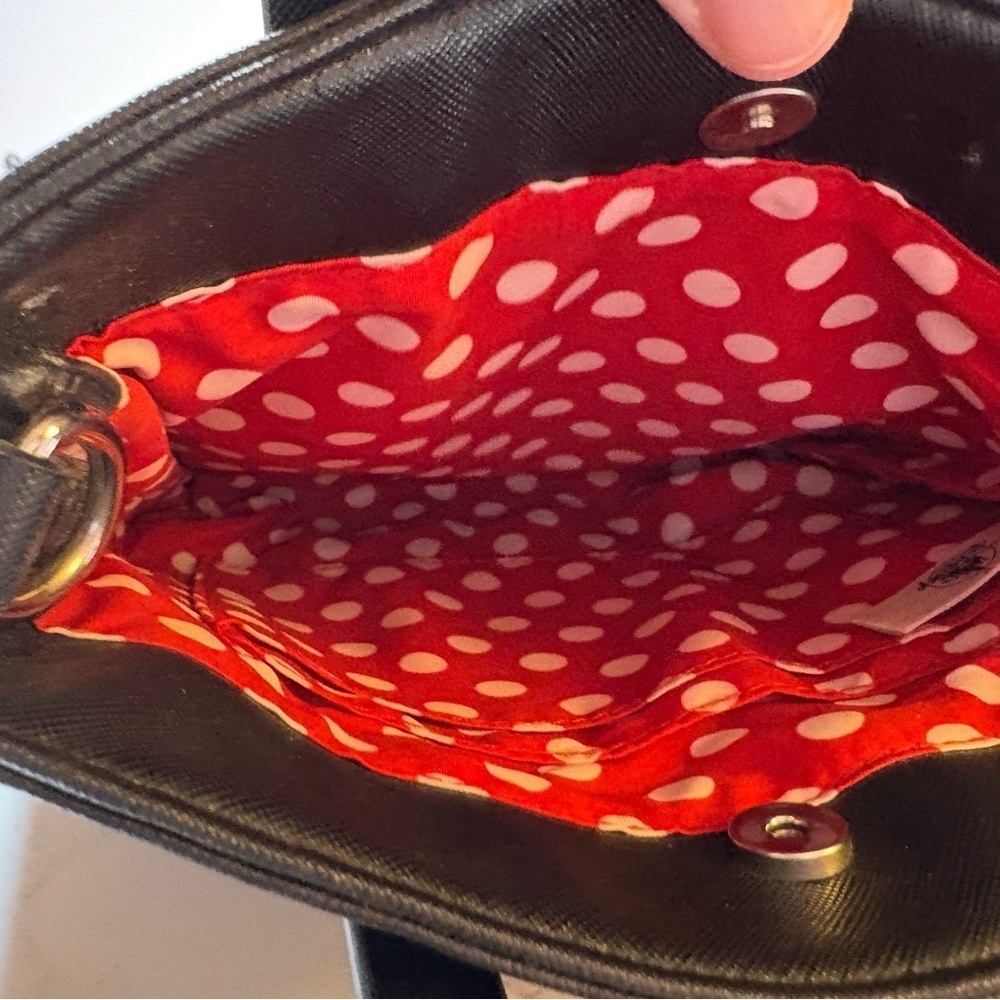 Minnie Mouse Black Tote Bag with Red and White Bow Design - Picture 7 of 11